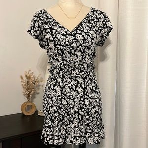 No Boundaries Floral Ruched Mini Dress Medium